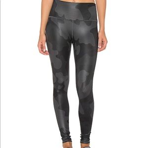 Alo Airbrush High Waist Camo Leggings